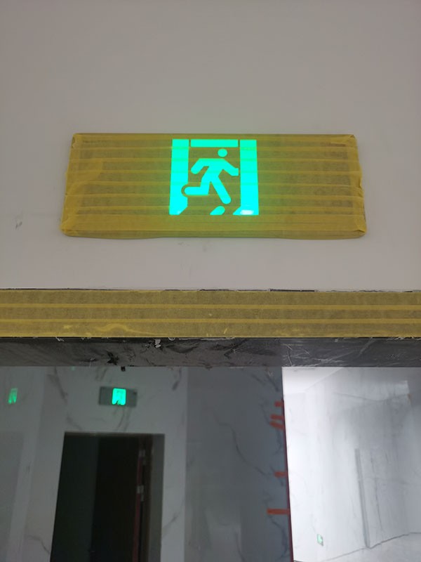 地下空間應(yīng)急疏散系統(tǒng)的特殊設(shè)計(jì)要求有哪些？